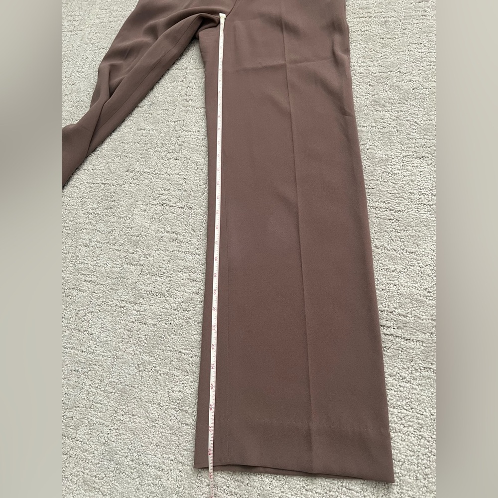 Aritzia Agency Pant Mirror crepe Deep taupe - Picture 7 of 9